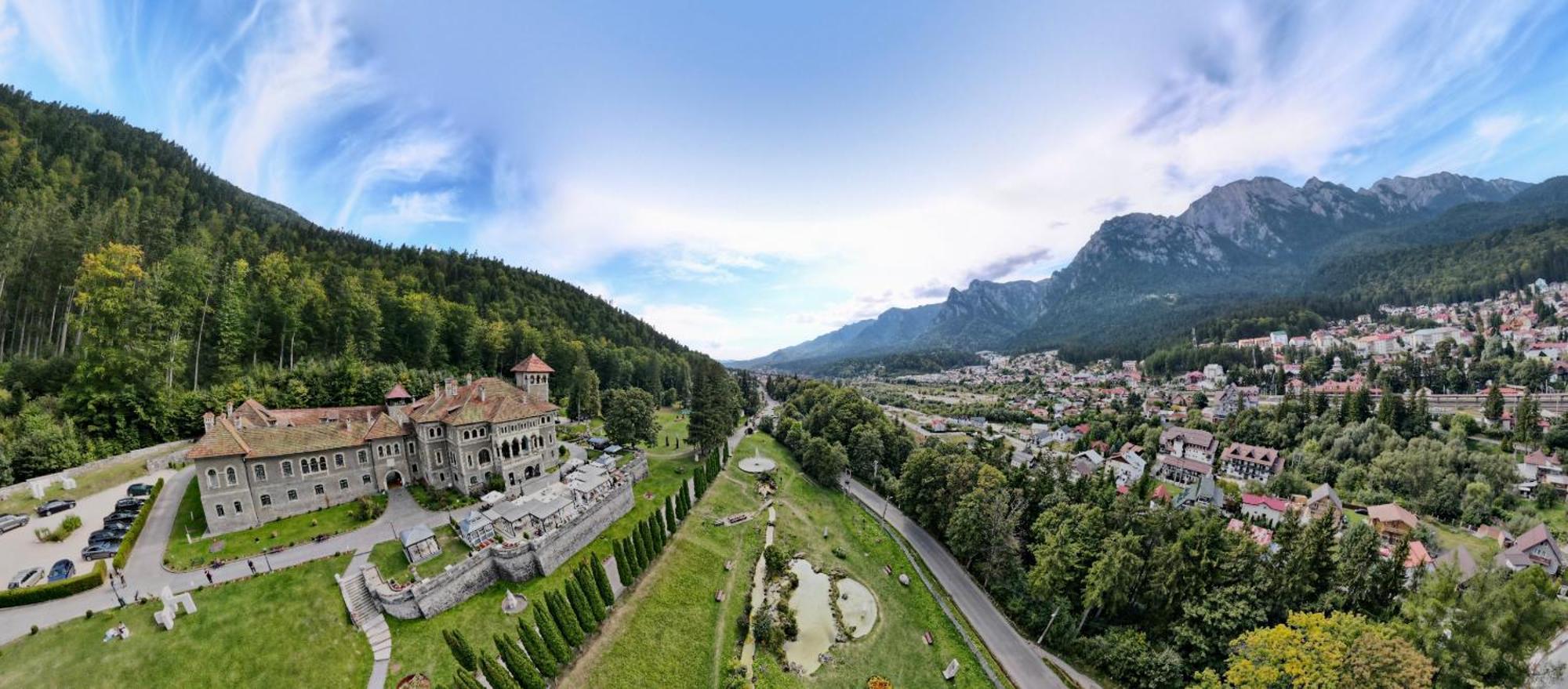 Castelul Cantacuzino Busteni Exterior photo